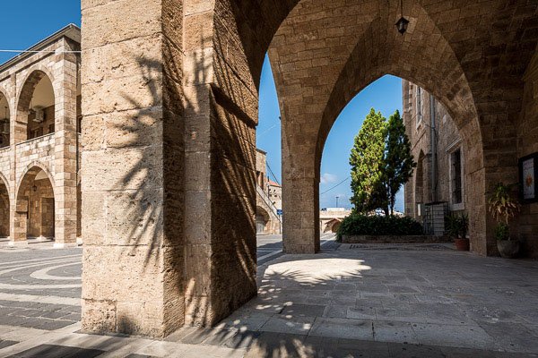 batroun-architecture-church.jpg