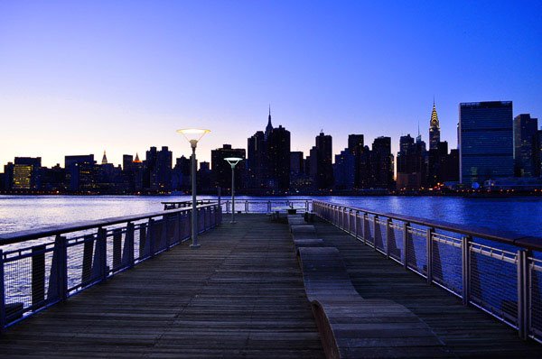 newyork-manhattan-cityscape-queens.jpg